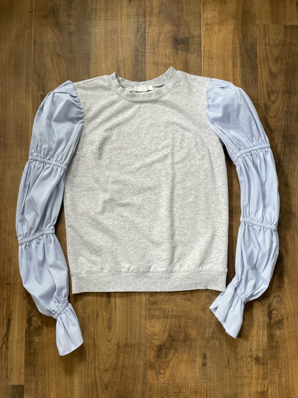 Treasure & Bond Heather‎ Gray Sweatshirt with Light Blue Puff Sleeves Size XS